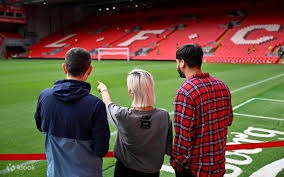 《灵魂面甲》官方宣布，游戏发布日期将提前至5月31日