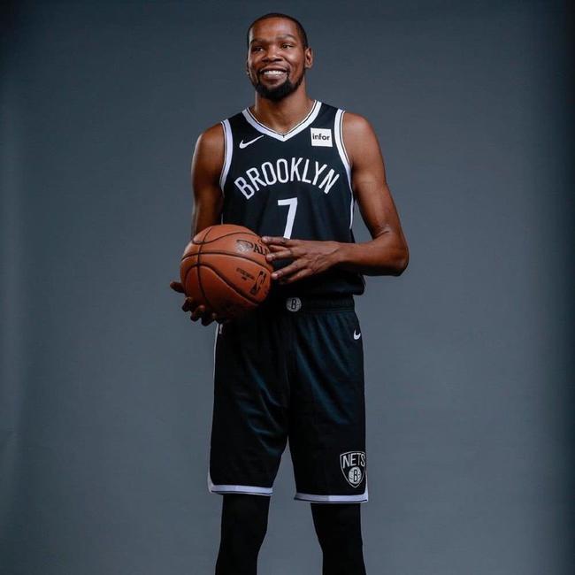 身而出的背 身而出的背